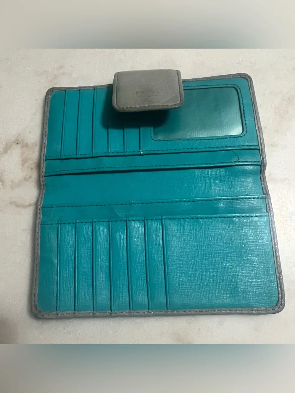 Fossil Pebble-Grain Leather Wallet in Gray